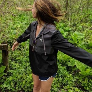 Gray and Black Half-Zip VS Anorak Size S